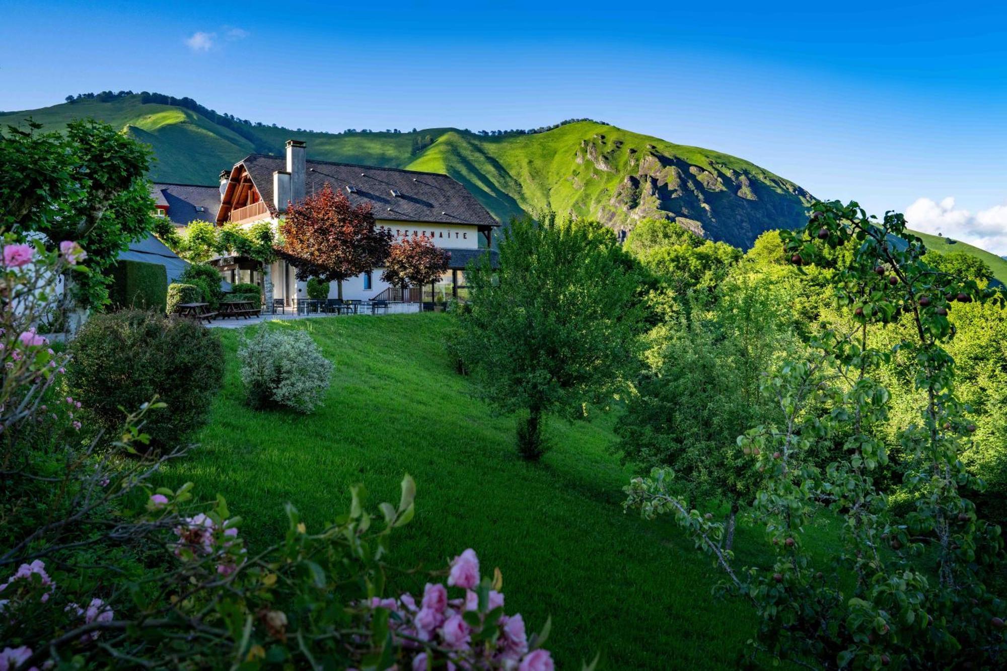 Logis Hotel Etchemaite Larrau Eksteriør bilde